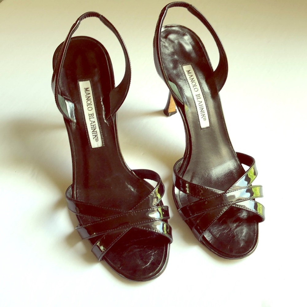 Manolo Blahnik Black Patent Leather Heels 37